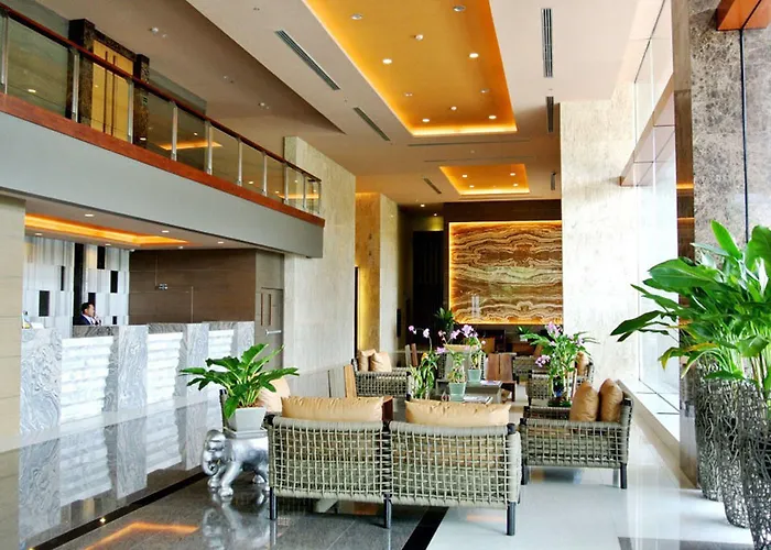 Grand Howard Hotel