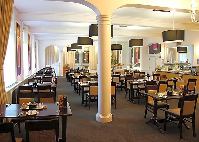 Grand Howard Hotel